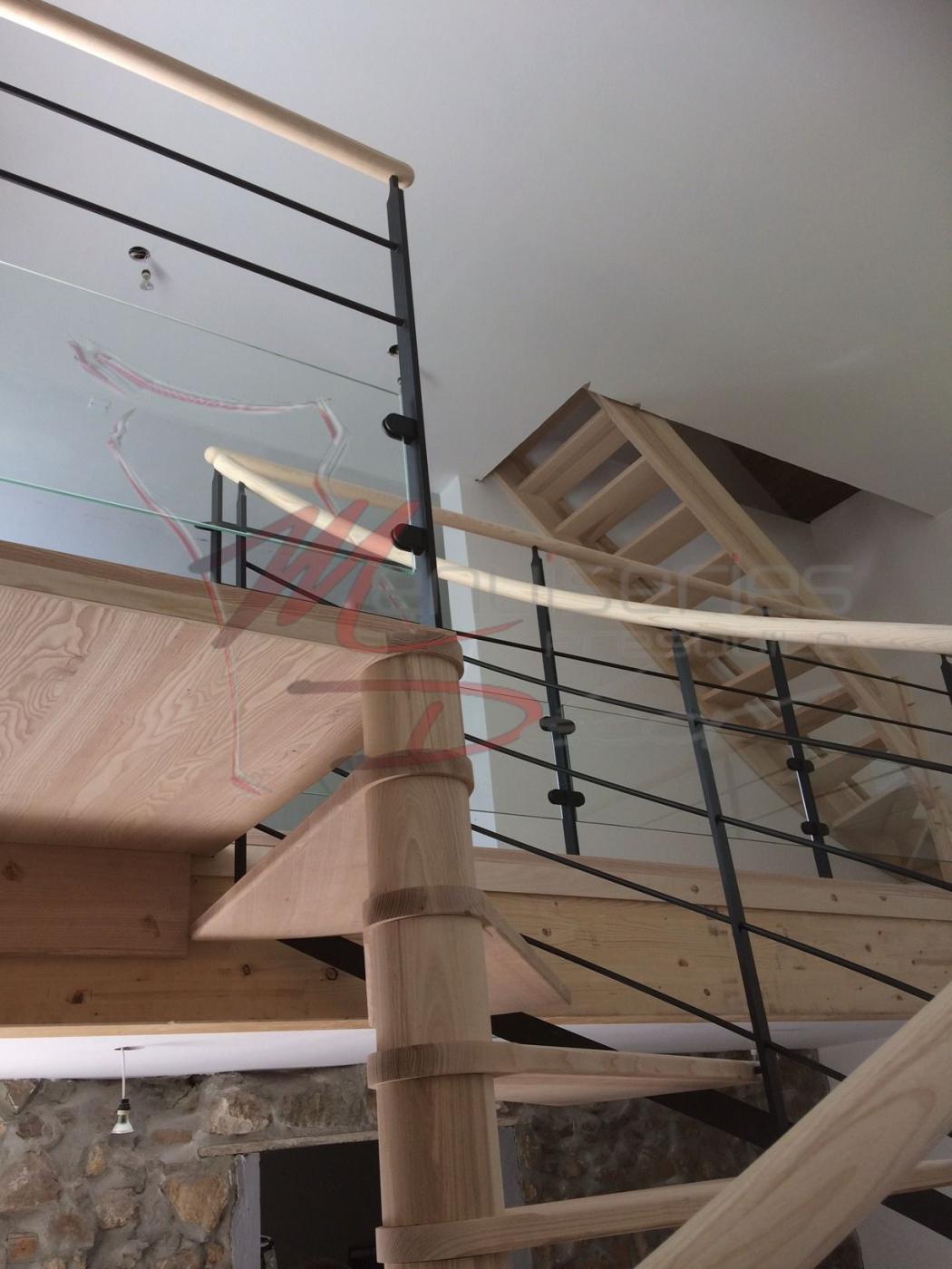 Escalier Hélicoïdale ET GARDE-CORPS sur-mesure